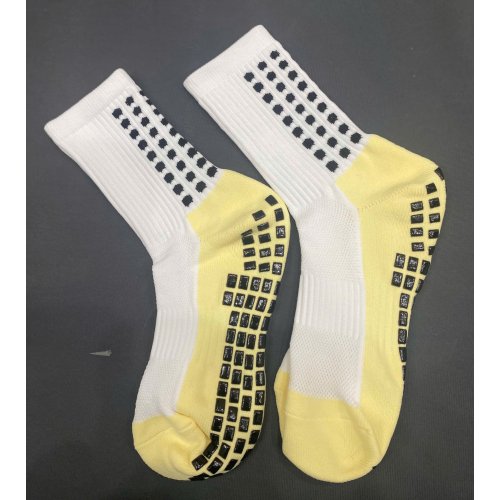 Tất Chống Trơn Cao Cấp Trắng Chấm Bi Đen