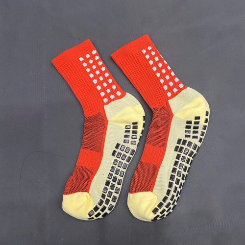 Tất Chống Trơn Cao Cấp Đỏ Chấm Bi trắng