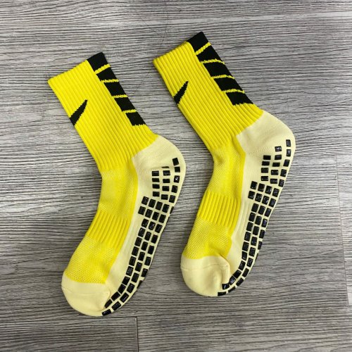 Tất Chống Trơn Cao Cấp Vàng Viền Đen