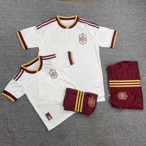 Bộ Bóng Đá Tây Ban Nha Sân Khách WC 2026 Trắng Vạch Đỏ Mận