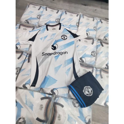 Đơn Áo A1-K48 Nguyễn Thiện Thuật  - Áo Mu Trắng Xanh