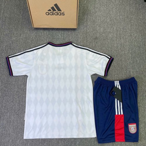 Bộ Bóng Đá Bayern Munich Retro 96/98 Trắng